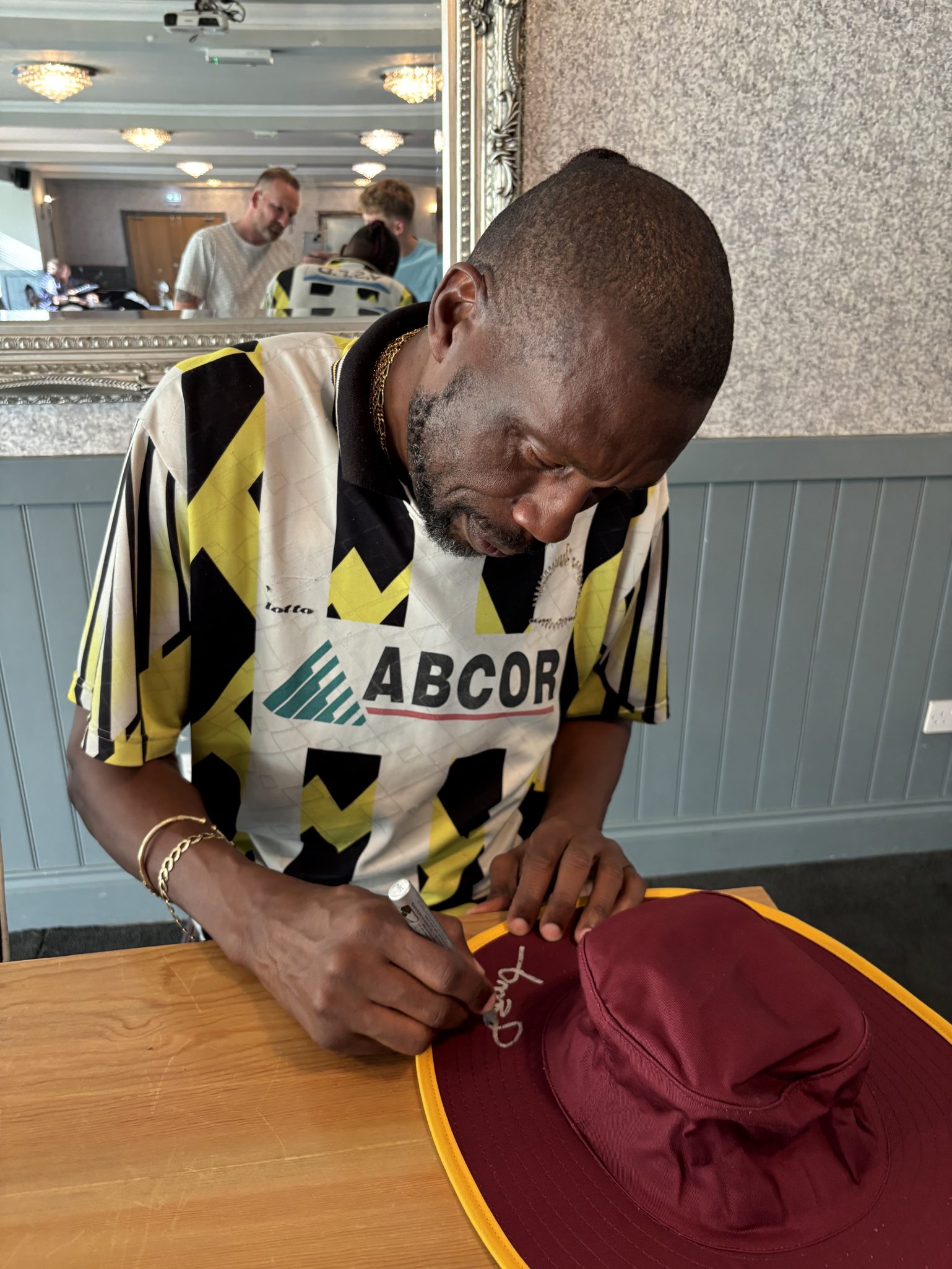 West Indies Sun-Hat Signed by Curtly Ambrose & Courtney Walsh - Image 3