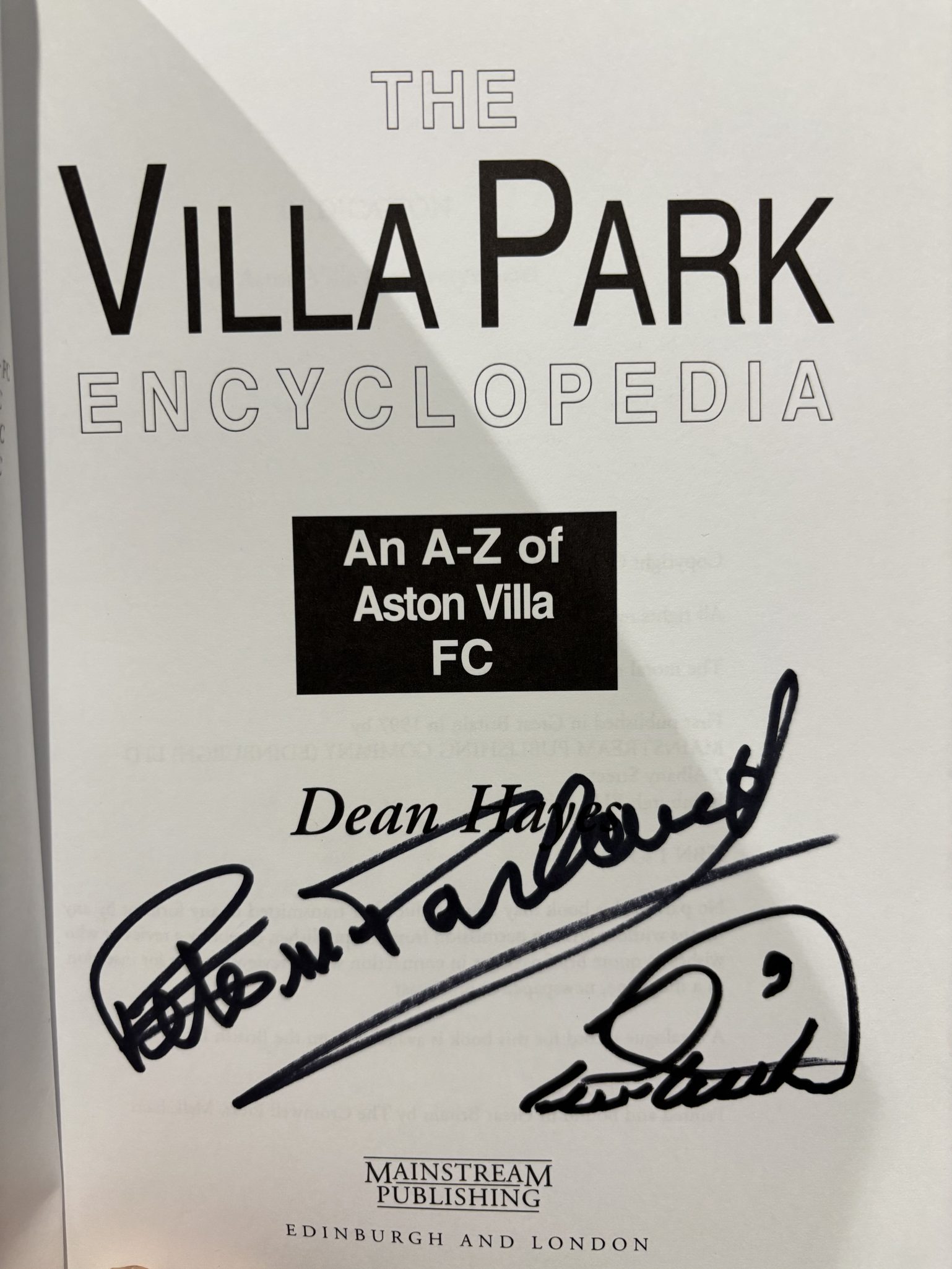 The Villa Park Encyclopedia, An A-Z of Aston Villa, paperback (SIGNED BY PETER McPARLAND & PETER WITHE) - Image 2